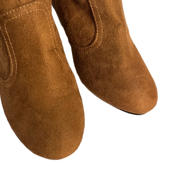 26) Madden Girl Faux Suede Payge Chestnut Beaded Ankle Booties Size 8 - Picture 6 of 13